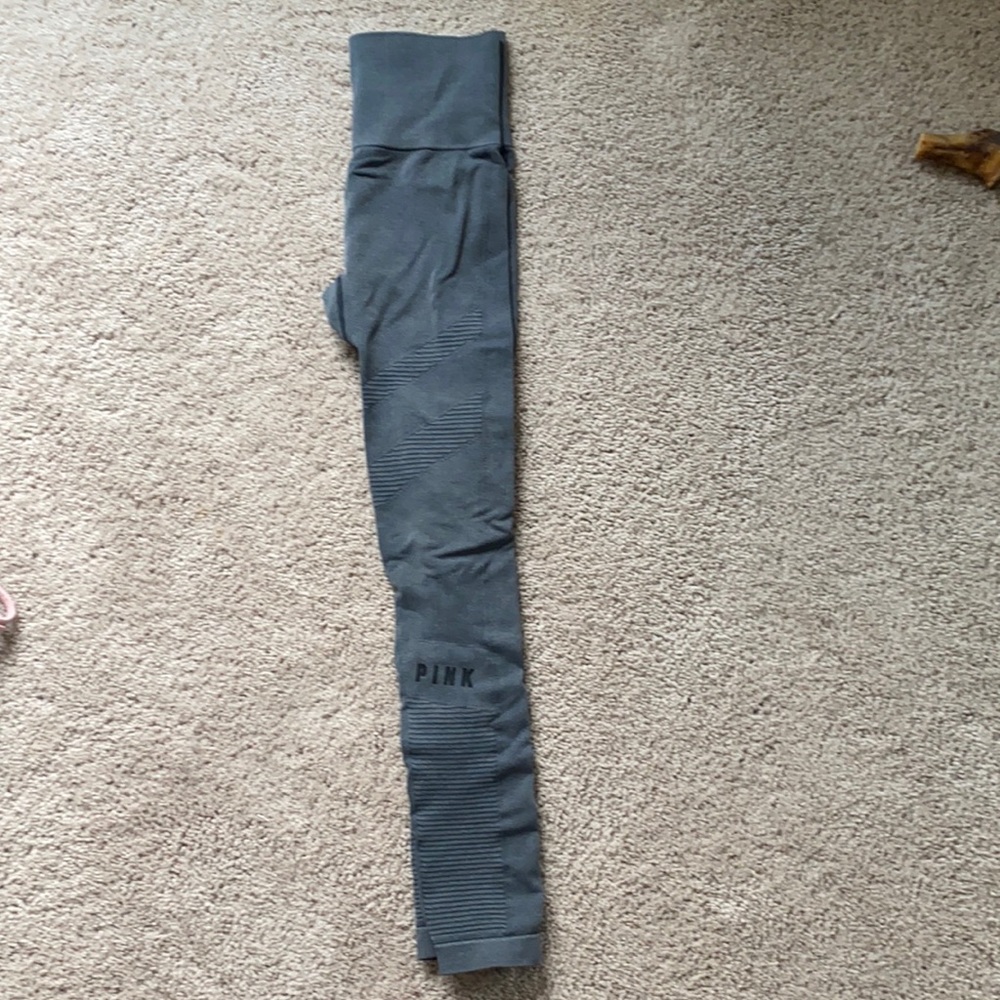 VS pink workout pants